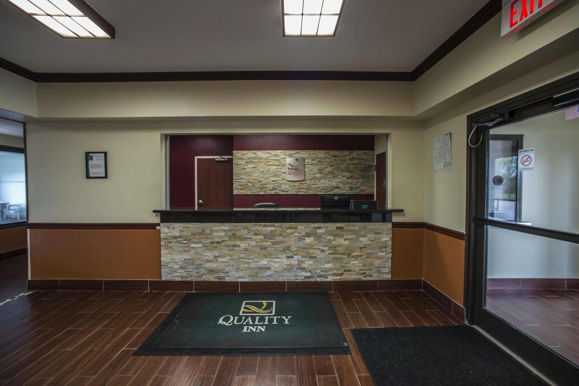 Quality Inn Harrisburg Exteriér fotografie