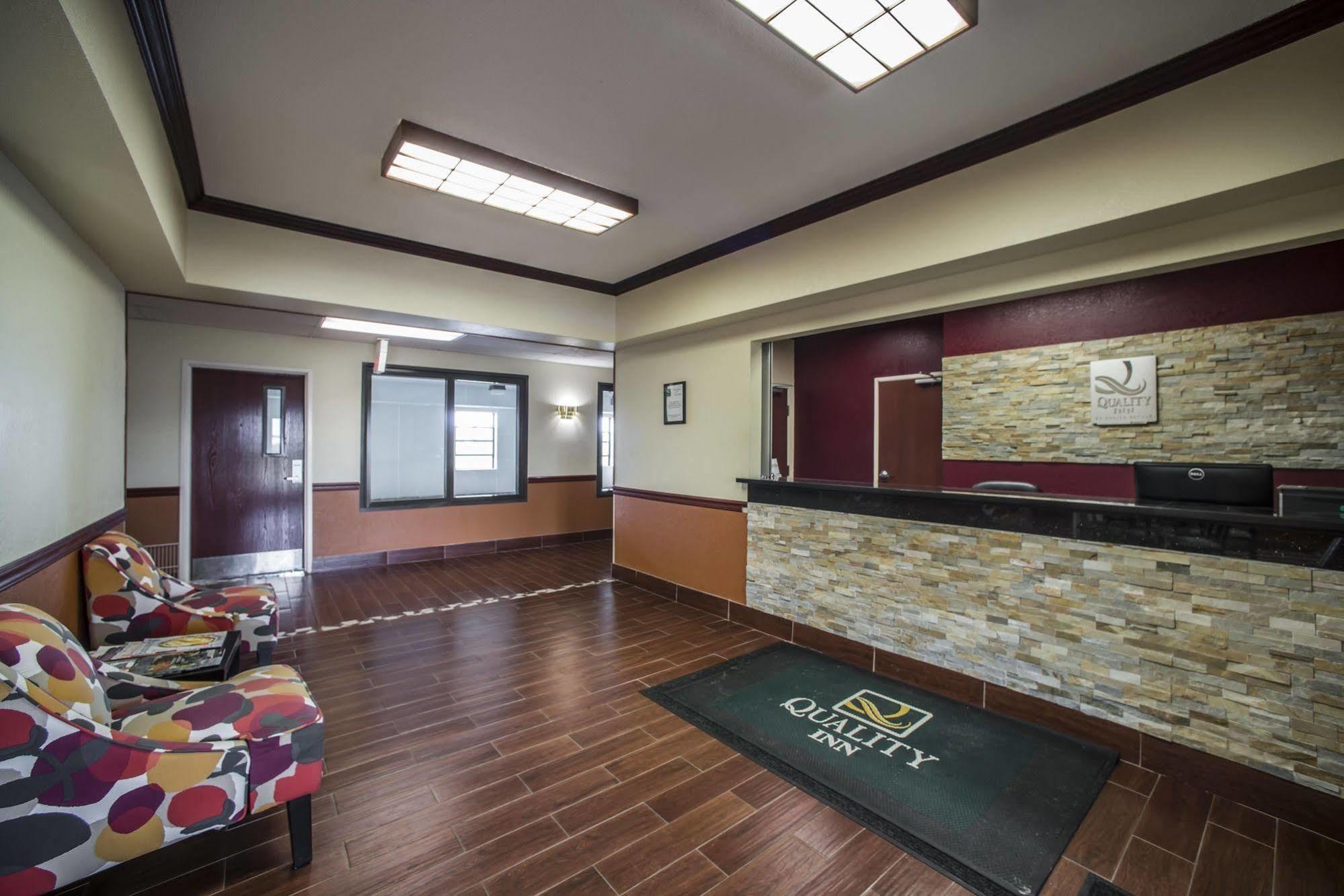 Quality Inn Harrisburg Exteriér fotografie