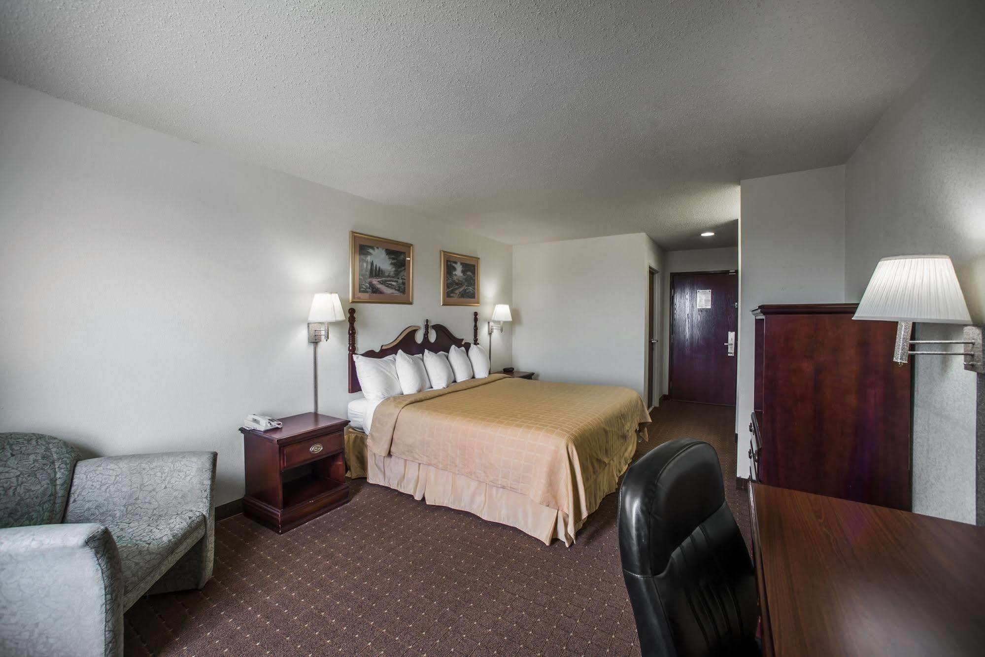Quality Inn Harrisburg Exteriér fotografie
